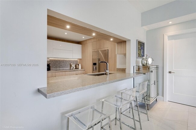 Photo - 201 Crandon Blvd Unit 833