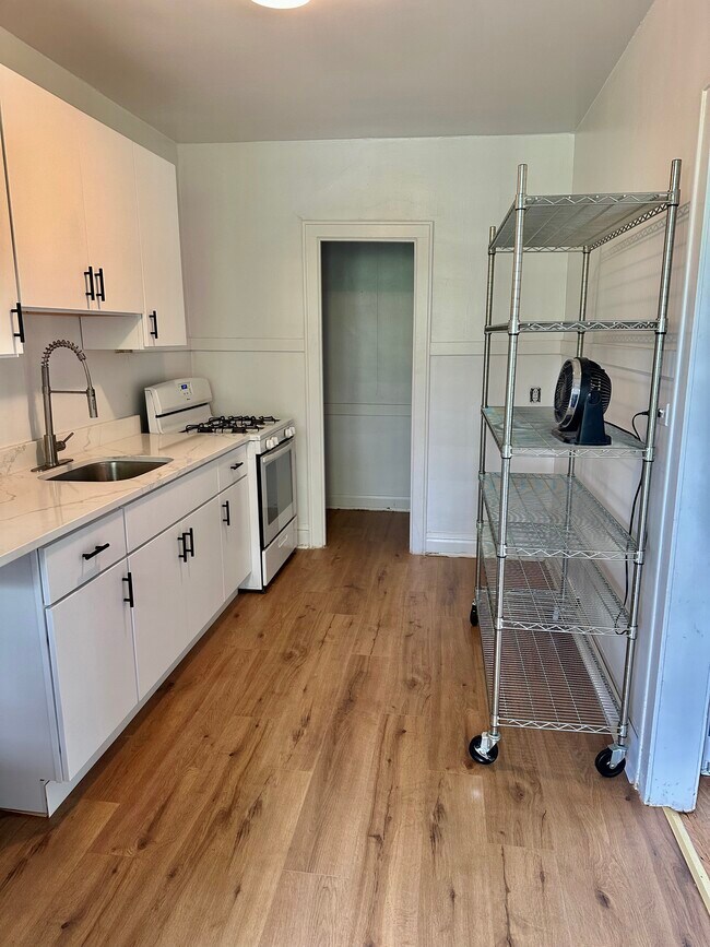 Photo - 704 S Maple Ave Unidad 3N