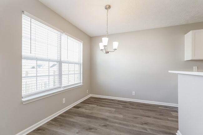 Photo - 3102 Donard Ct