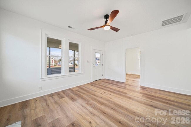 Photo - 1703 Lowder St