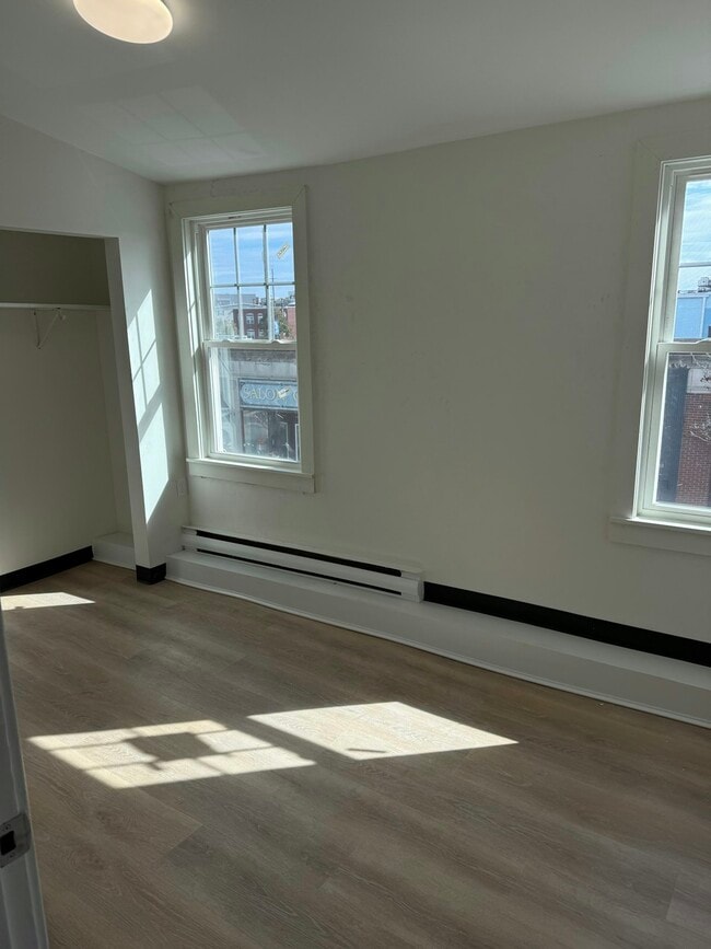 Photo - 222 Main St Unit R2