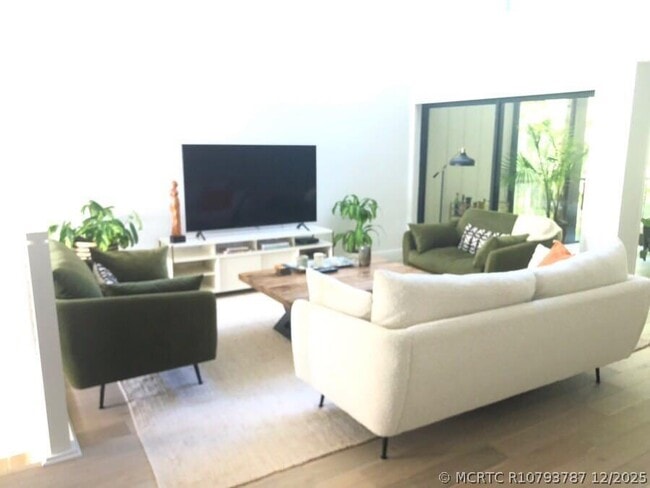 Photo - 17165 Waterbend Dr Unit 206
