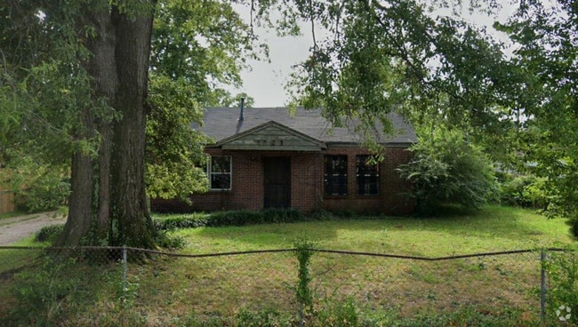 Building Photo - 1101 Haynes St Rental