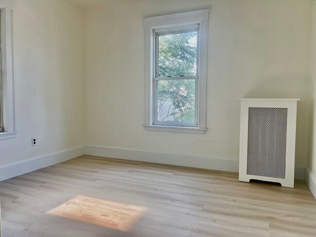 Photo - 5 Magnus Ave Unit 3