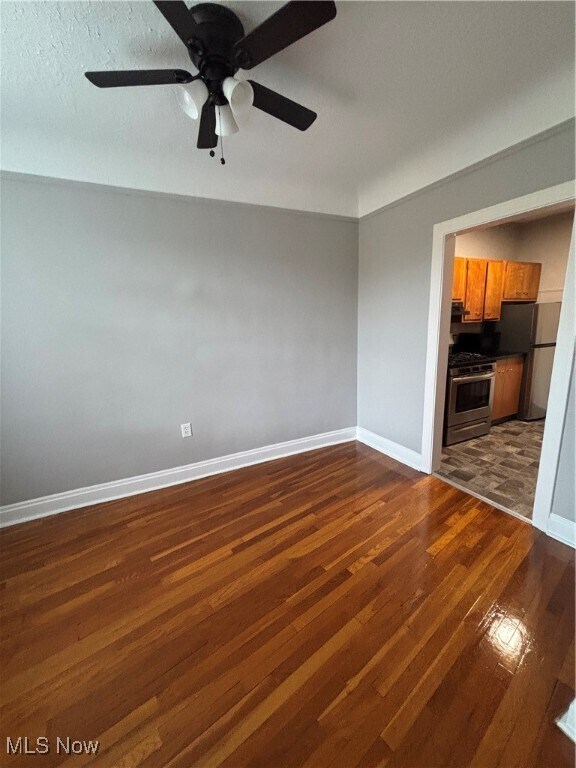 Photo - 9907 Lake Ave Unidad 402