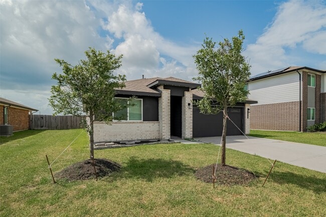 Photo - 14519 Sweetwater Dr