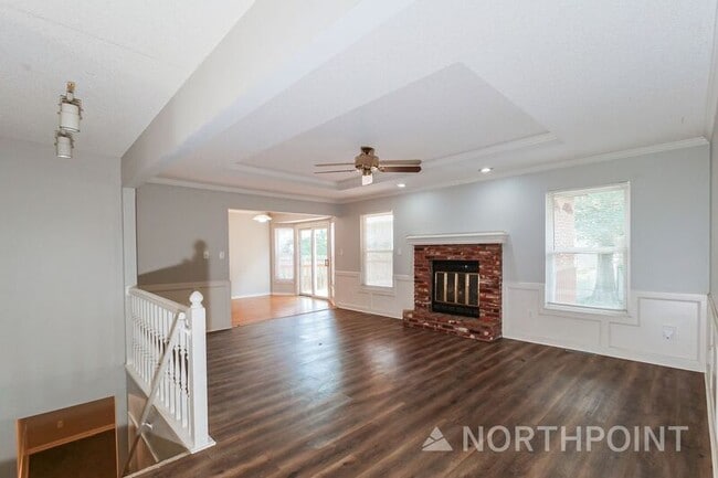 Photo - 3901 SW 10 St