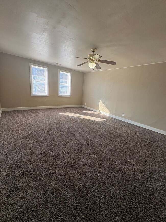 Photo - 107 E Hickman St Unit 107 E. Hickman St A