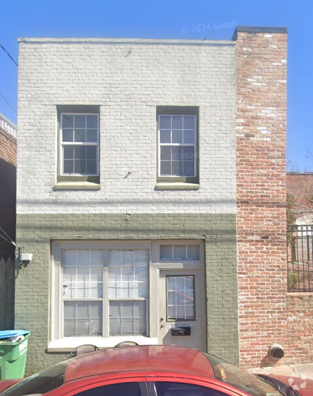 Building Photo - 100 W Church St Rental