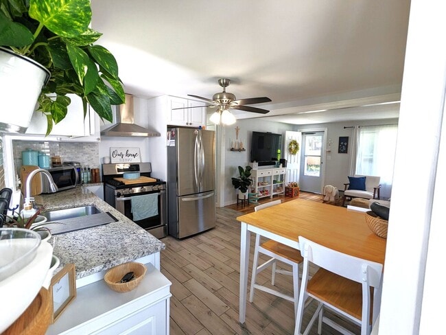 Photo - 37 Chandler Ave