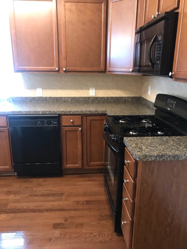 Photo - 469 Tacoma Ave Unidad 4