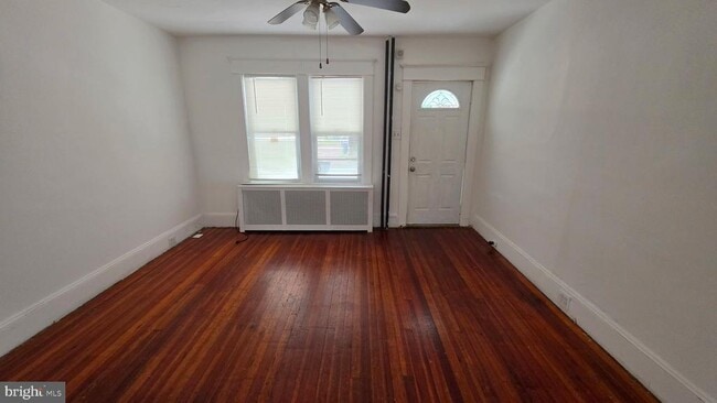 921 Revere Ave