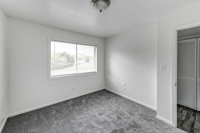 Summit Pointe Apartments