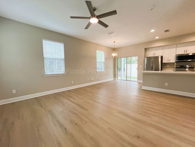 Photo - 2220 S Bumby Ave