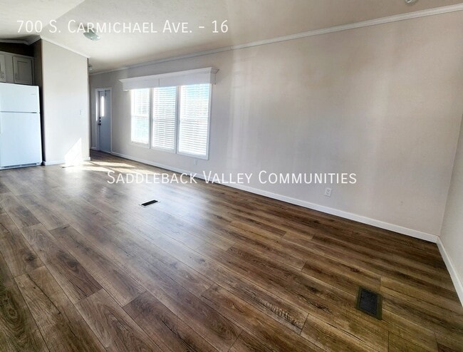 Photo - 700 S Carmichael Ave