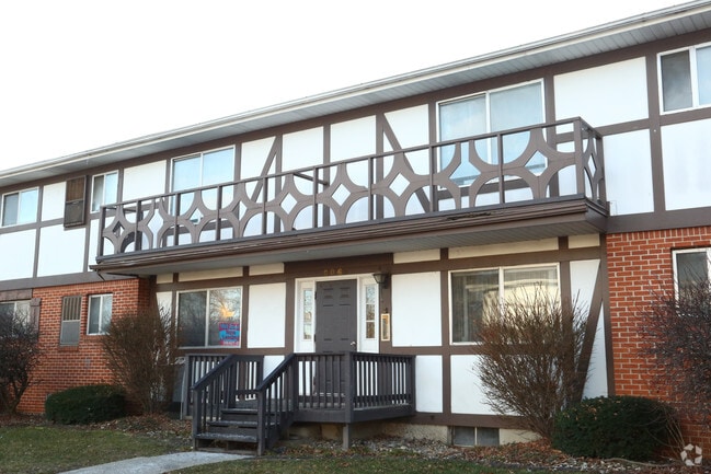 Photo - Mill Road Condominiums