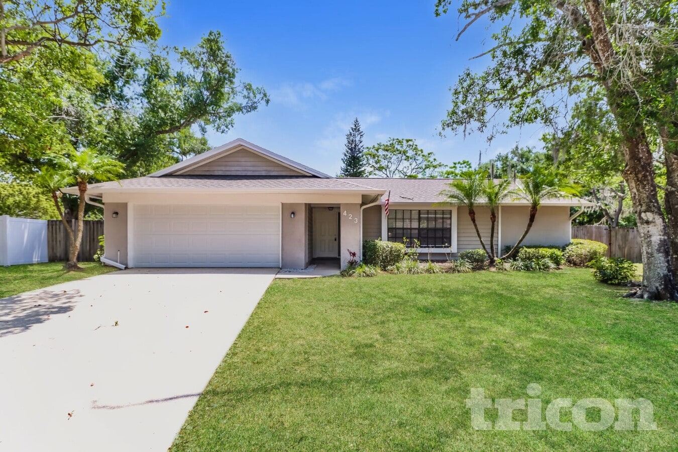 Photo - 423 Oak Creek Ln
