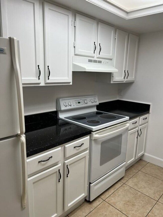 Photo - 5745 SW 10th Pl