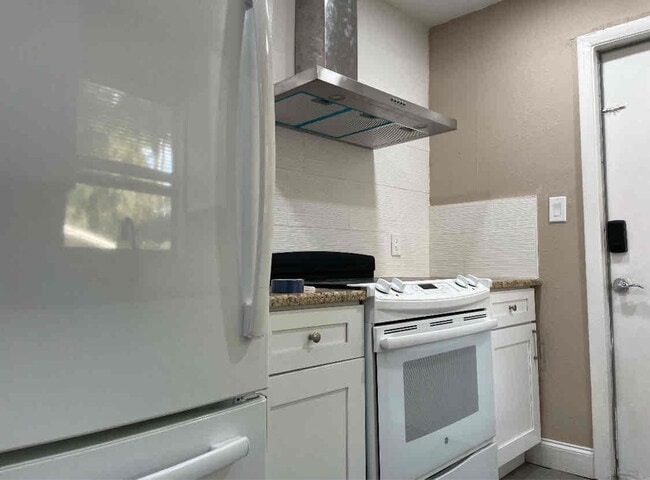 Photo - 5332 Orange Ave