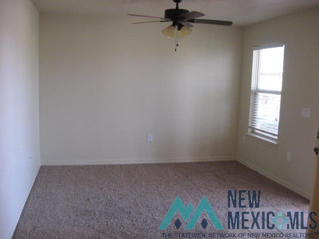 Photo - 141 Townsgate Plaza