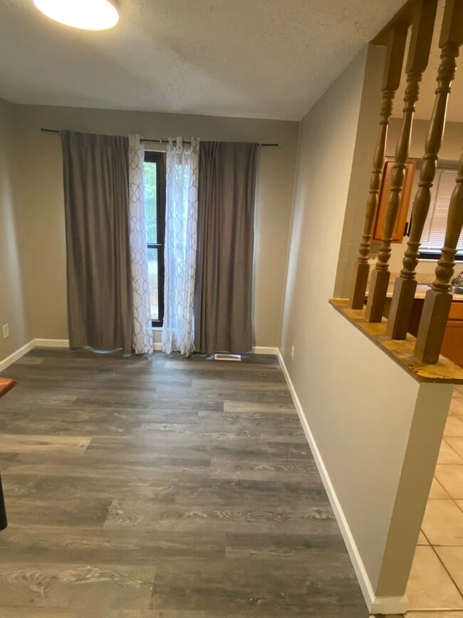 Dining room - 613 Rosetta Dr