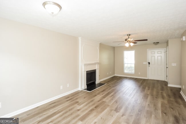 Photo - 3374 Homeward Trail