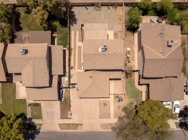 Photo - For RENT at Sandalwood Park North