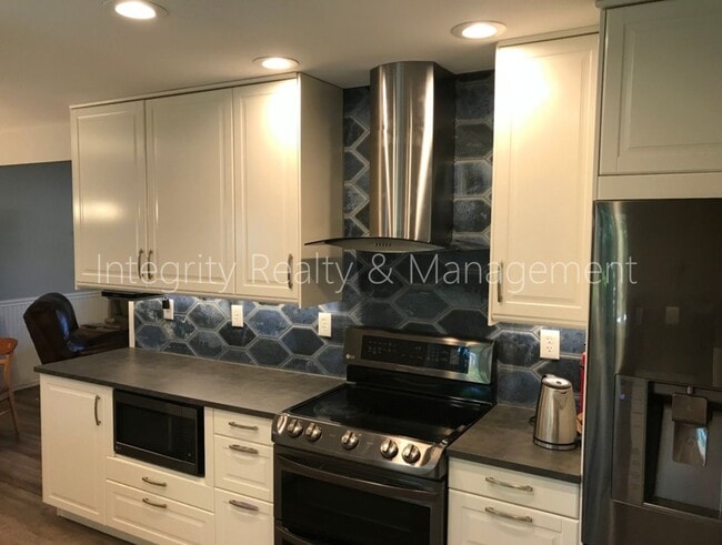 Photo - 1222 W Kettle Ave