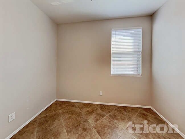 Photo - 18253 W Eva St