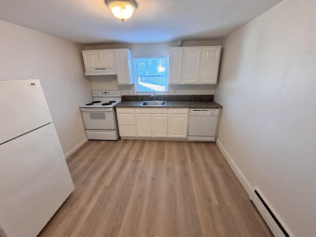 Photo - 98 Edward St Condo Unit F