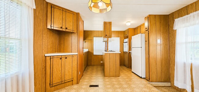 Photo - 355 Caloosa Ct