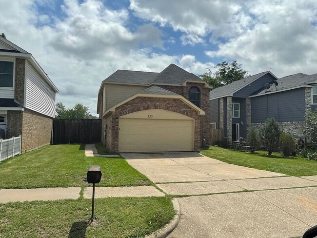 Building Photo - 923 Azalia Dr Rental