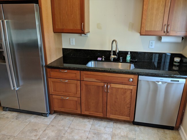 Kitchen - 5121 W 140th St