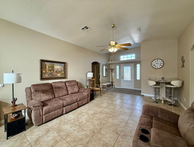 Photo - Short term - Summer rental - Available April through November