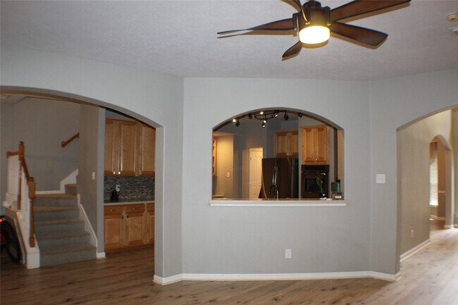 Photo - 1718 Heddon Falls Dr
