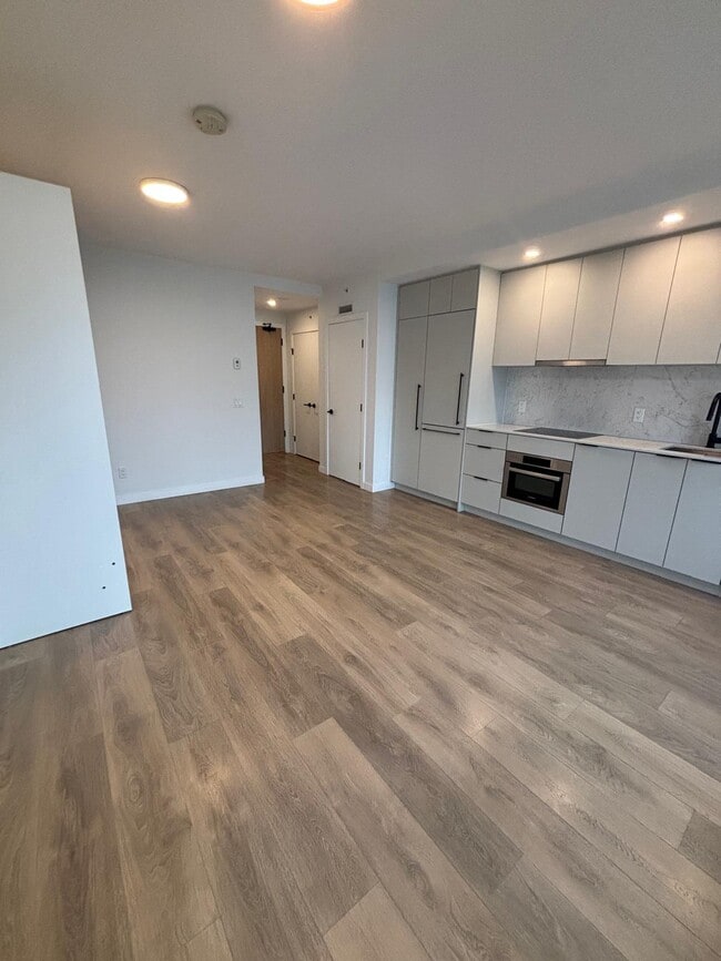 Photo - 409-13685 102 Avenue Unité 409