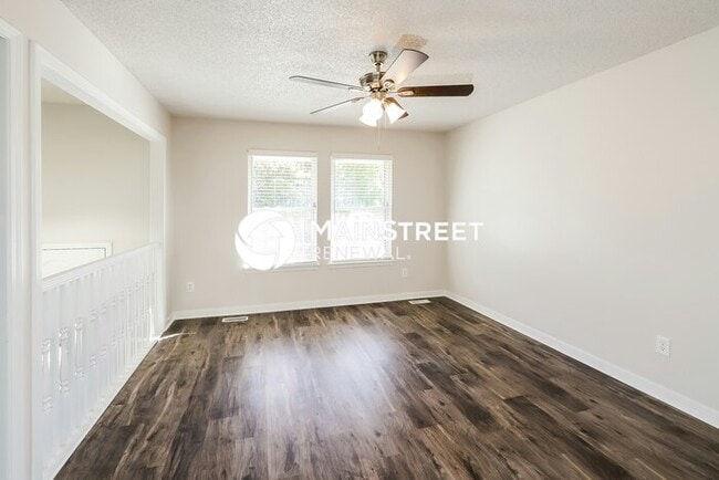 4 Bedroom Pet-Friendly Home in KANSAS CITY, MO with Main Street Renewal