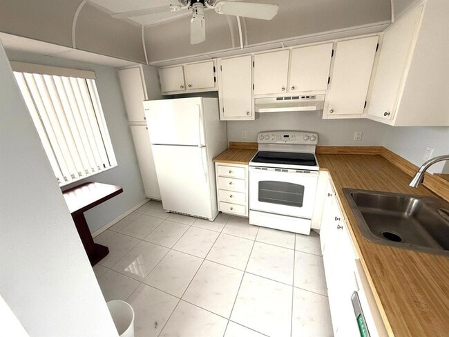 Photo - 14307 Bedford Dr Unidad 3020