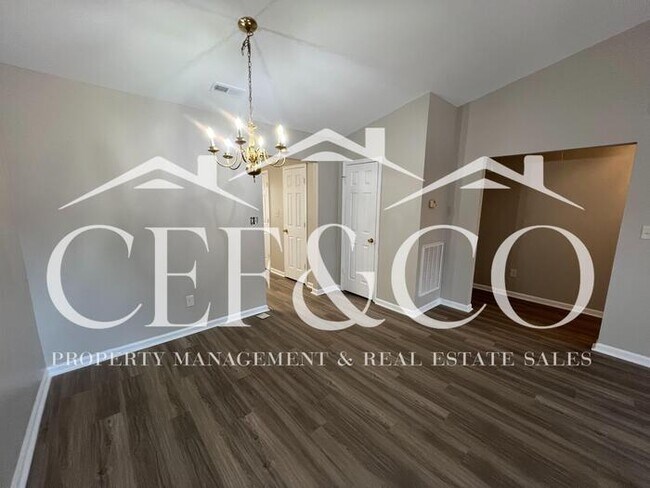 Photo - Lovely 3 bedroom 2.5 bath home located in Boiling Springs avaialable!