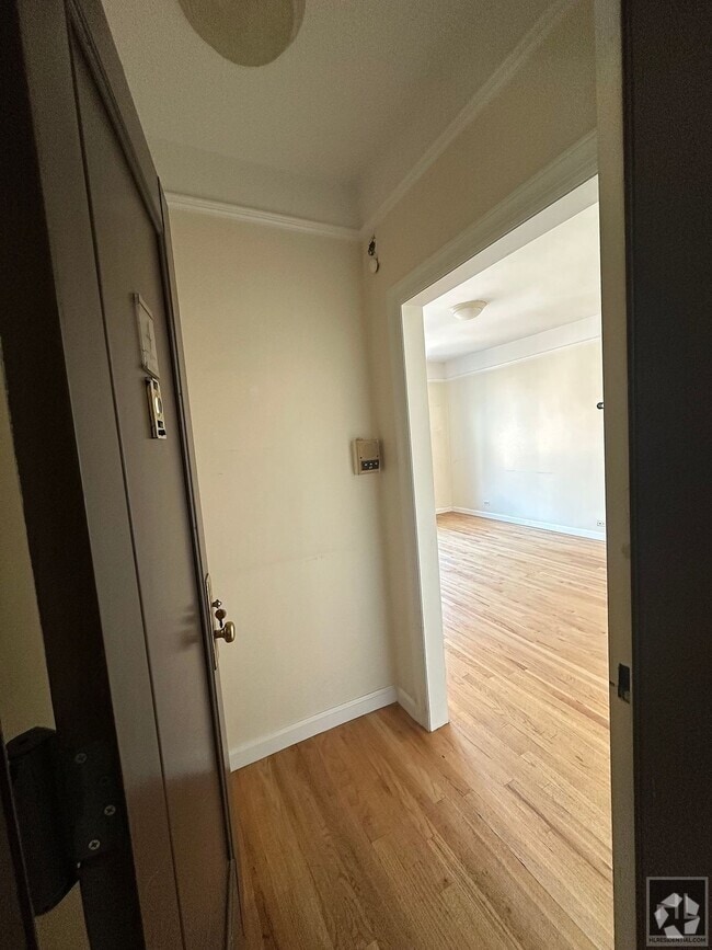 Building Photo - West 10th Street Rental