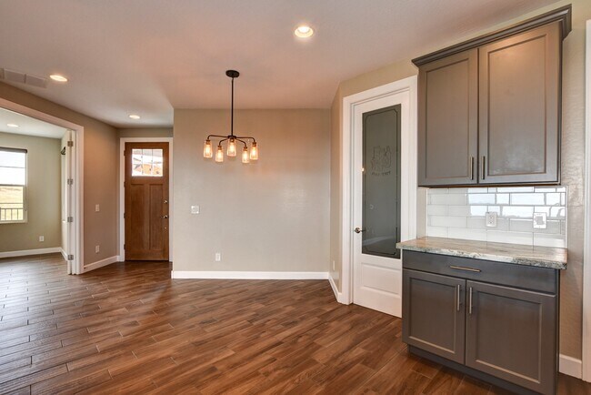 Photo - New reduced price! 3 bedroom, 2 bath home ...