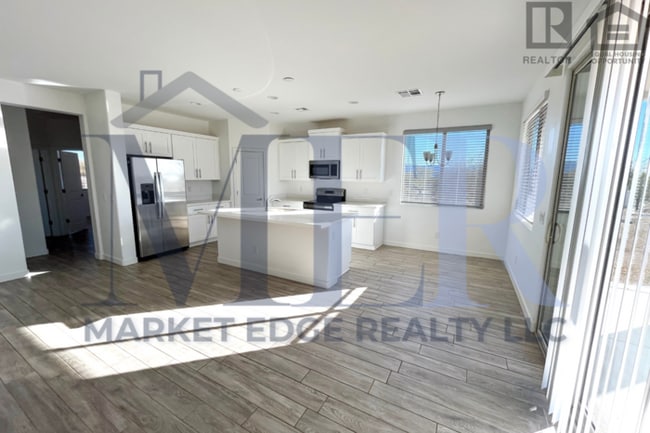 Building Photo - 3Bed/2Bath House in North Scottsdale! $399...