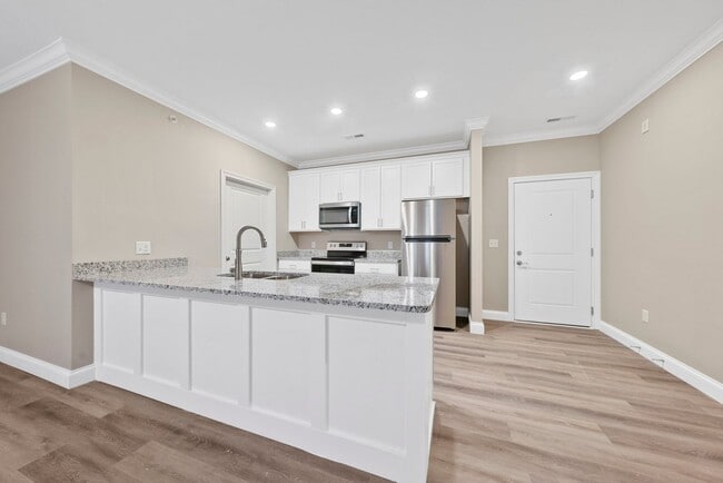 Photo - Walnut Creek Apartments