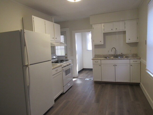 Photo - 151 6th St House