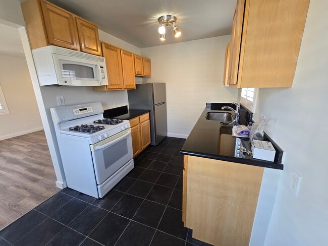 Photo - 17329 Denker Ave Unit D