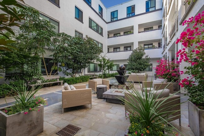 1825 Mission