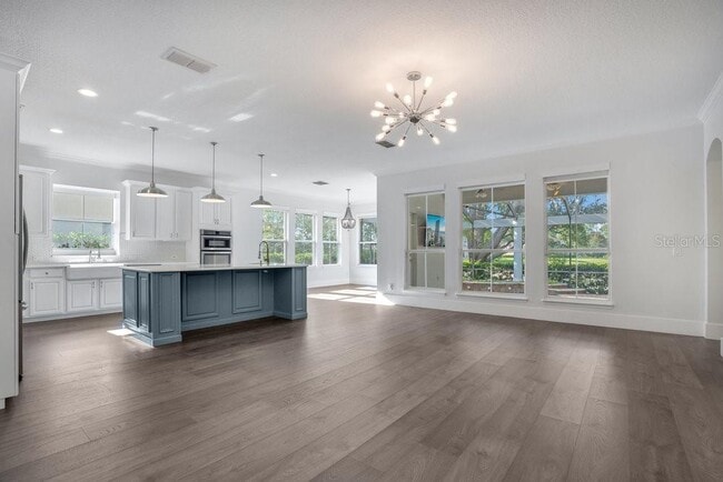 Photo - 8399 Bowden Way