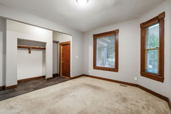 Photo - Maryland Lower near UWM