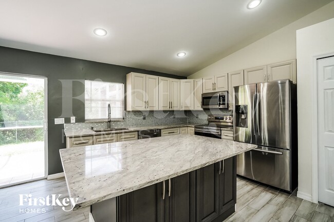 Photo - 8451 Caloosa Rd