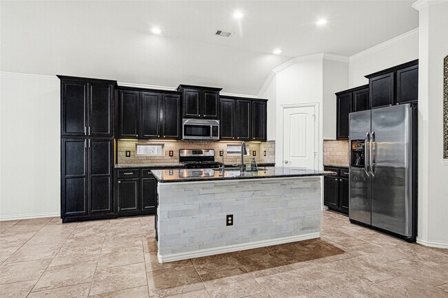 Photo - 20731 Blue Flagstone Ln